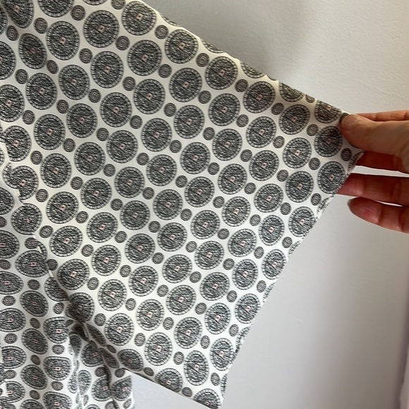 RENA Rowan for Saville Geometric Short Sleeve Shirt Hidden Buttons Size 16 - Picture 4 of 11
